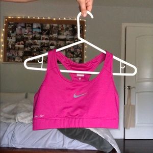 nike dri-fit sports bra